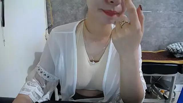 cam to cam sexiness with Girls streamers. Explore the newest collection of intense camshows from our capable horny hosts.