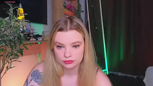 Hottie_Jane from StripChat is Freechat