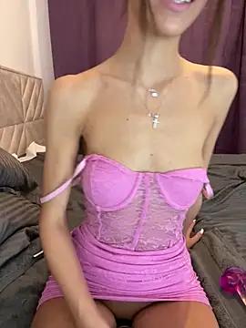 cam to cam sexiness with Girls streamers. Explore the newest collection of intense camshows from our capable horny hosts.
