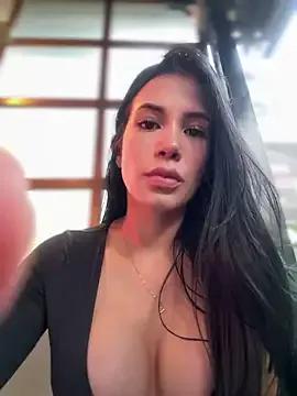 Outdoor: try our beautiful broadcasters as they explore their beautiful physiques, getting undressed and wet, giving you a glimpse into the world of temptation.