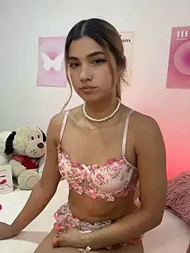 cam to cam sexiness with Girls streamers. Explore the newest collection of intense camshows from our capable horny hosts.