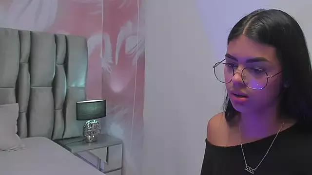 Isa_little4u from StripChat is Freechat