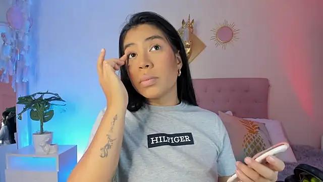 cam to cam sexiness with Girls streamers. Explore the newest collection of intense camshows from our capable horny hosts.