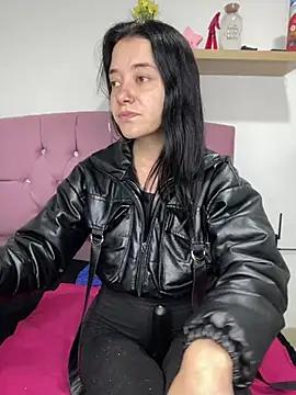 cam to cam sexiness with Girls streamers. Explore the newest collection of intense camshows from our capable horny hosts.