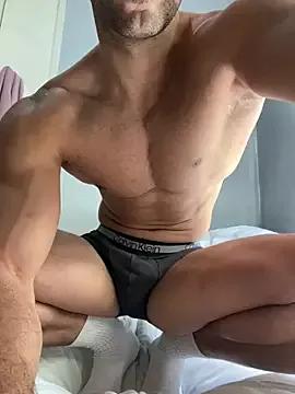 ItsYourHotPapi from StripChat is Freechat