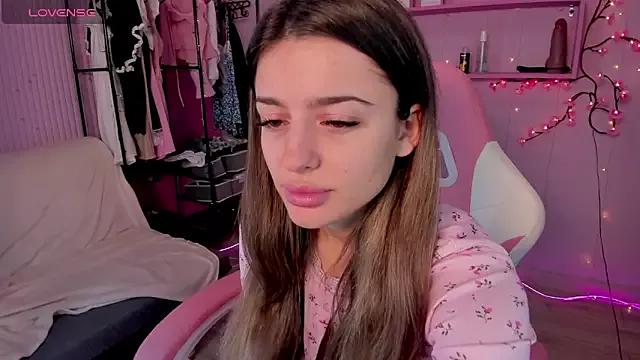 Jasmine_urPrincess from StripChat is Freechat