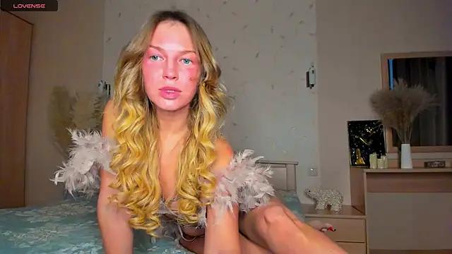 cam to cam sexiness with Girls streamers. Explore the newest collection of intense camshows from our capable horny hosts.