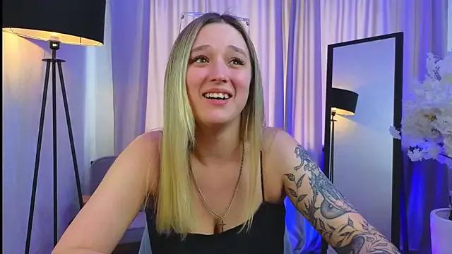 cam to cam sexiness with Girls streamers. Explore the newest collection of intense camshows from our capable horny hosts.