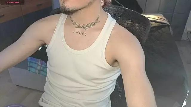 JordanShow from StripChat is Freechat
