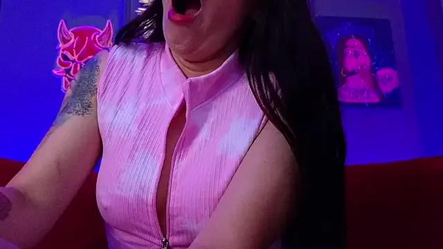 cam to cam sexiness with Girls streamers. Explore the newest collection of intense camshows from our capable horny hosts.