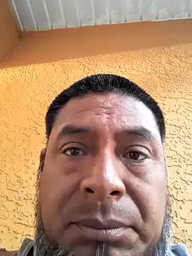 julio_p from StripChat is Freechat