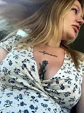 Photos of justmilaa from StripChat is Freechat