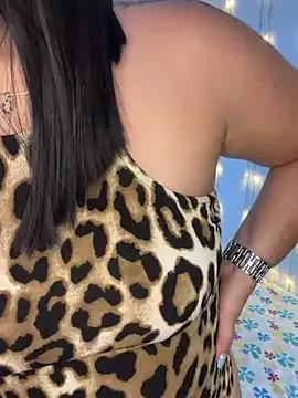cam to cam sexiness with Girls streamers. Explore the newest collection of intense camshows from our capable horny hosts.