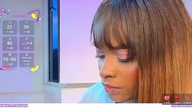 KAROL-SCOTT from StripChat is Freechat