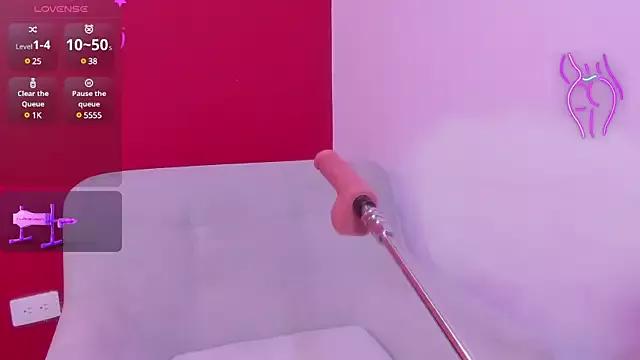 cam to cam sexiness with Girls streamers. Explore the newest collection of intense camshows from our capable horny hosts.