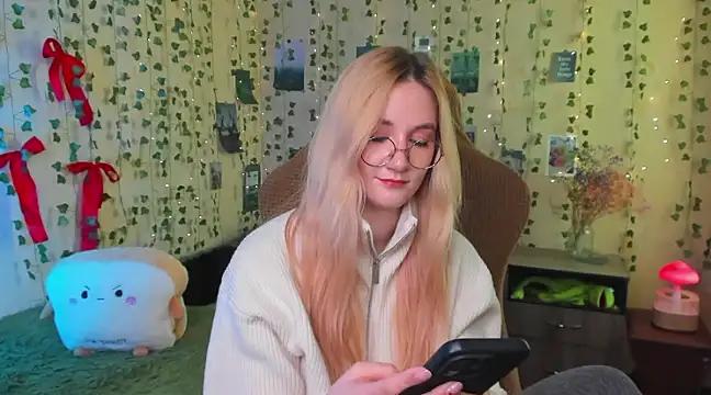 cam to cam sexiness with Girls streamers. Explore the newest collection of intense camshows from our capable horny hosts.