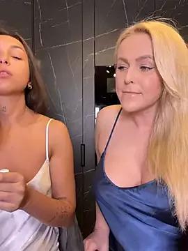 Entertain your thirst for girls cam hosts with our choice of stunning models, skilled in the art of seduction and satisfaction.