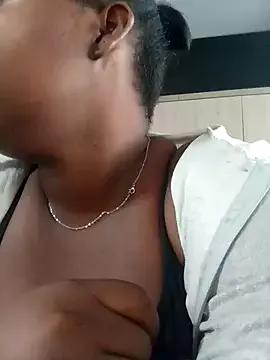 kendalbrowns from StripChat is Freechat