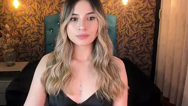 KiaraCarter from StripChat is Freechat