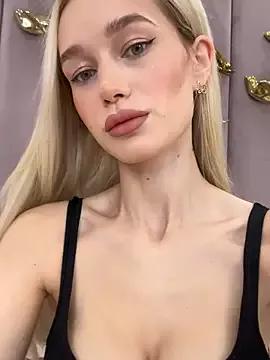 cam to cam sexiness with Girls streamers. Explore the newest collection of intense camshows from our capable horny hosts.