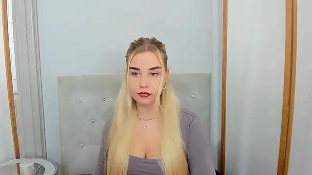 cam to cam sexiness with Girls streamers. Explore the newest collection of intense camshows from our capable horny hosts.