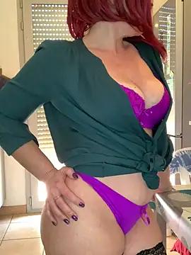 cam to cam sexiness with Girls streamers. Explore the newest collection of intense camshows from our capable horny hosts.
