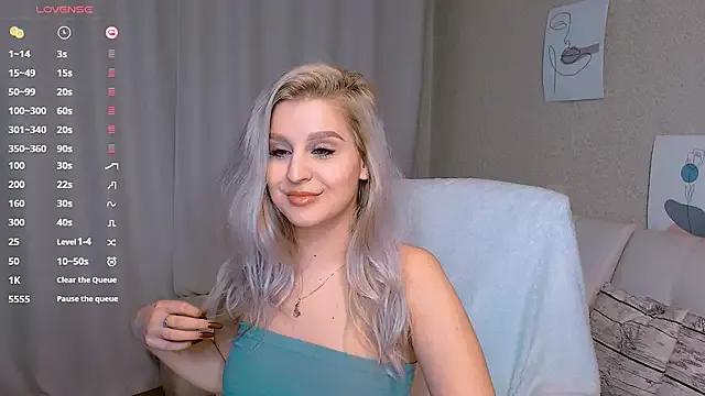 cam to cam sexiness with Girls streamers. Explore the newest collection of intense camshows from our capable horny hosts.