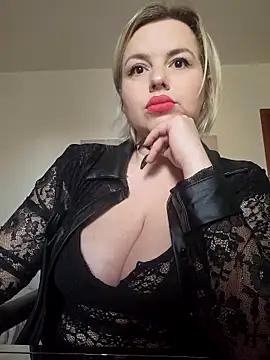 cam to cam sexiness with Girls streamers. Explore the newest collection of intense camshows from our capable horny hosts.