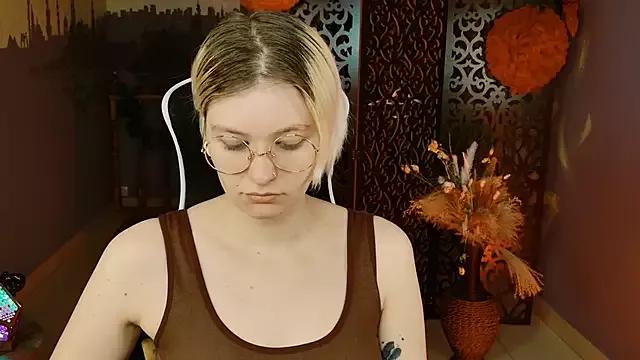 cam to cam sexiness with Girls streamers. Explore the newest collection of intense camshows from our capable horny hosts.