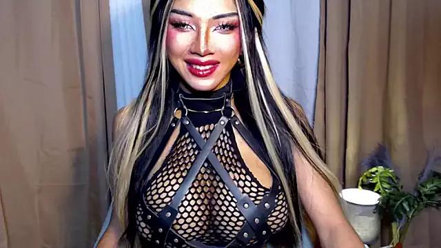 cam to cam sexiness with Girls streamers. Explore the newest collection of intense camshows from our capable horny hosts.