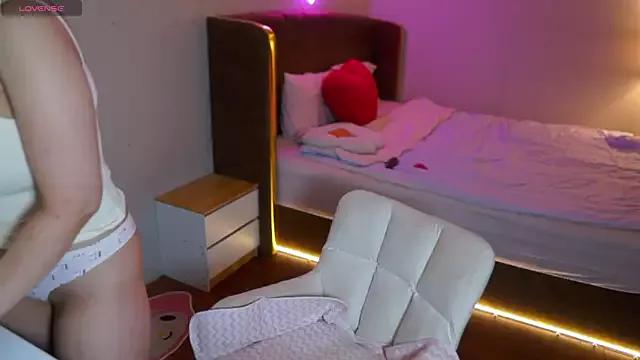 laybunny1 from StripChat is Freechat