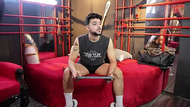 cam to cam sexiness with Girls streamers. Explore the newest collection of intense camshows from our capable horny hosts.