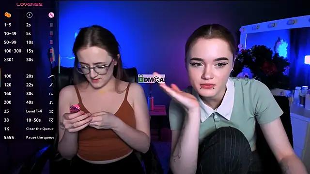 cam to cam sexiness with Girls streamers. Explore the newest collection of intense camshows from our capable horny hosts.