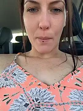 Linalicious from StripChat is Freechat