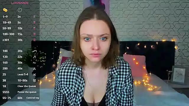cam to cam sexiness with Girls streamers. Explore the newest collection of intense camshows from our capable horny hosts.