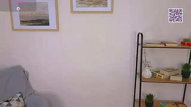 Lisa_Ellis_ from StripChat is Freechat