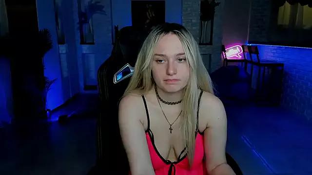 cam to cam sexiness with Girls streamers. Explore the newest collection of intense camshows from our capable horny hosts.