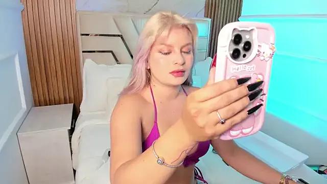 cam to cam sexiness with Girls streamers. Explore the newest collection of intense camshows from our capable horny hosts.