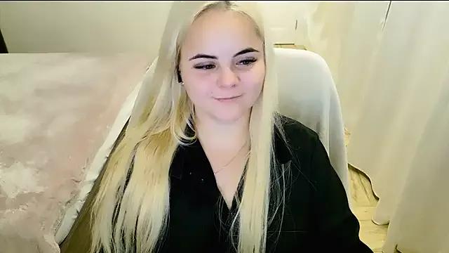 cam to cam sexiness with Girls streamers. Explore the newest collection of intense camshows from our capable horny hosts.