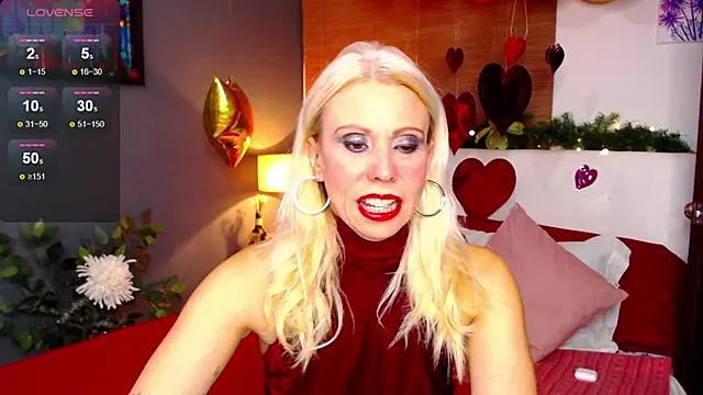 cam to cam sexiness with Girls streamers. Explore the newest collection of intense camshows from our capable horny hosts.