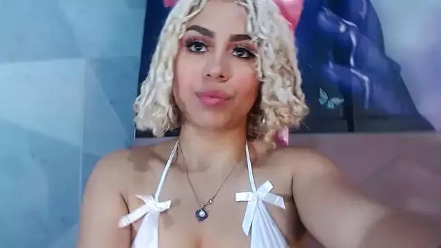 cam to cam sexiness with Girls streamers. Explore the newest collection of intense camshows from our capable horny hosts.