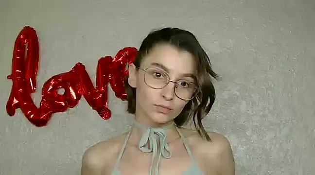 cam to cam sexiness with Girls streamers. Explore the newest collection of intense camshows from our capable horny hosts.