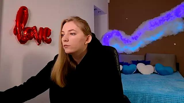 cam to cam sexiness with Girls streamers. Explore the newest collection of intense camshows from our capable horny hosts.