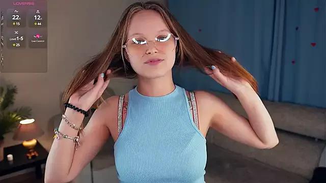 LynnBun from StripChat is Freechat