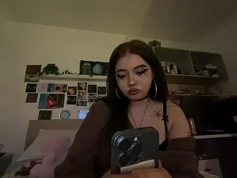 Checkout the ultimate enticing adult live sex cam experience with our ebony page. With so many ebony livestreamers sort from, you're sure to find the ideal match for your fantasies.