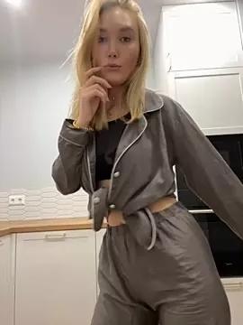 cam to cam sexiness with Girls streamers. Explore the newest collection of intense camshows from our capable horny hosts.