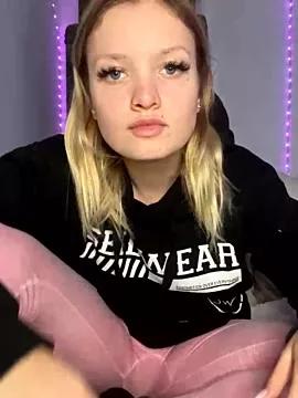 cam to cam sexiness with Girls streamers. Explore the newest collection of intense camshows from our capable horny hosts.