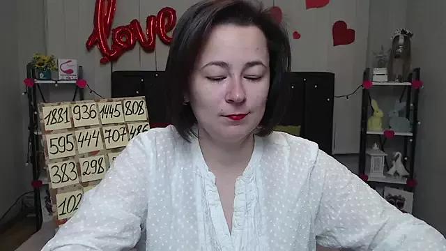 MarieSho from StripChat is Freechat