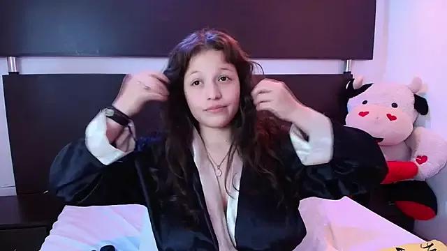 cam to cam sexiness with Girls streamers. Explore the newest collection of intense camshows from our capable horny hosts.