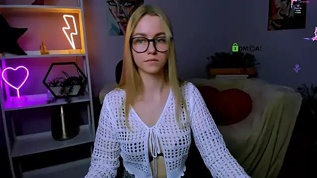 cam to cam sexiness with Girls streamers. Explore the newest collection of intense camshows from our capable horny hosts.
